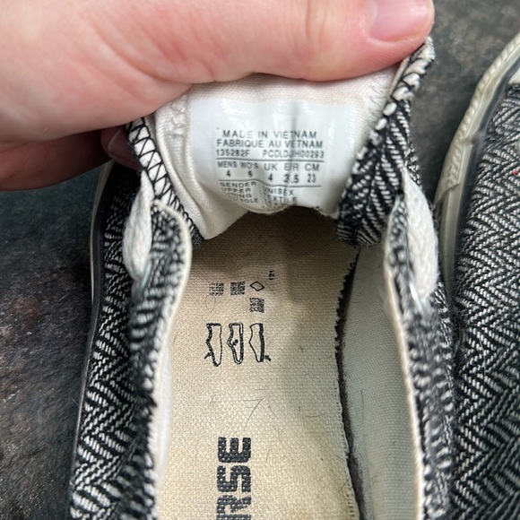 Houndstooth Converse - Picture 6 of 6